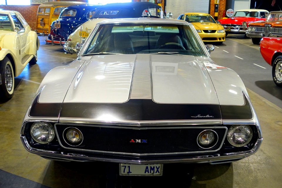 1971_AMC_Javelin_AMX_-_Automobile_Driving_Museum_-_El_Segundo,_CA_-_DSC01418