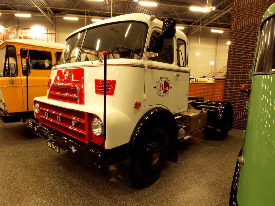 1968_DAF_T_2400_DK_pic2