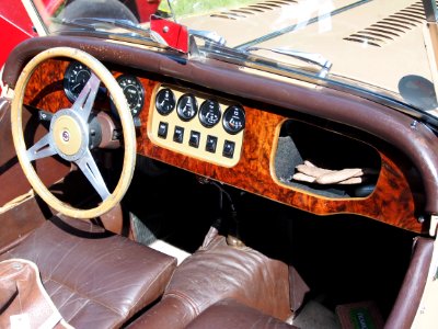 1977_Morgan_4slash4_dashbord,_GF-04-LY_pic3