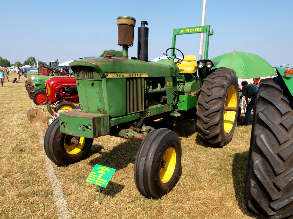 1967_John_Deere_model_4020_pic2