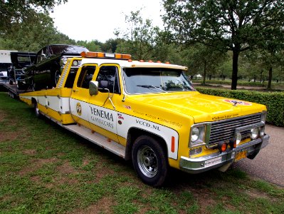 1978_Chevrolet_3520,_Dutch_licence_registration_BR-GR-36_p2