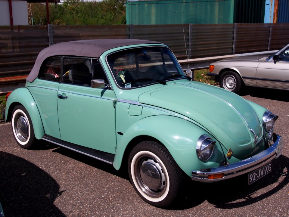 1978_Mintgreen_VW_Kever,_4e_Aad_Kortekaas,_24_April_2016_pic5