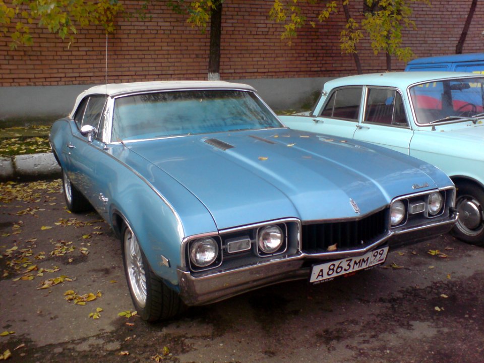 1968_Oldsmobile_442