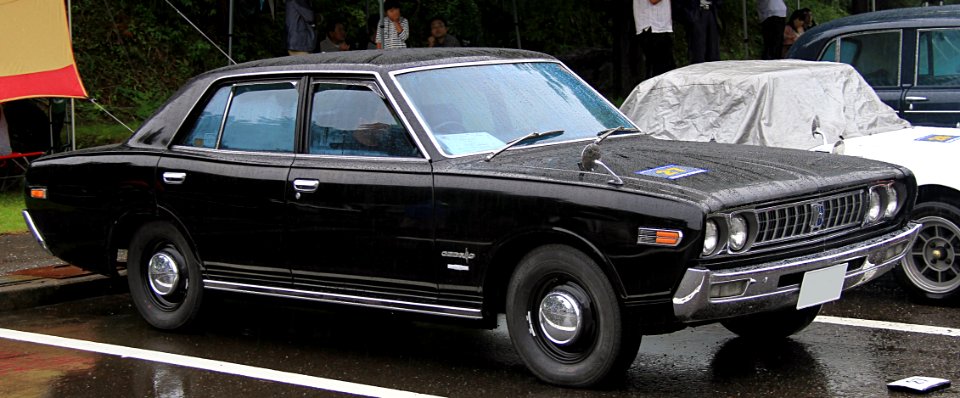 1971_Nissan_Cedric_2000_Deluxe