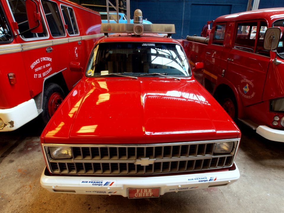 1981_Chevrolet_Suburban_pic3