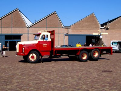 1967_Scania_LS5646-166_(1967),_Dutch_license_registration_BE-51-62_pic4