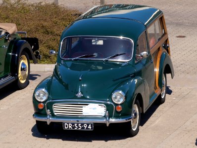 1970_Morris_Minor_Traveller,_Dutch_licence_registration_DR-55-94,_pic7