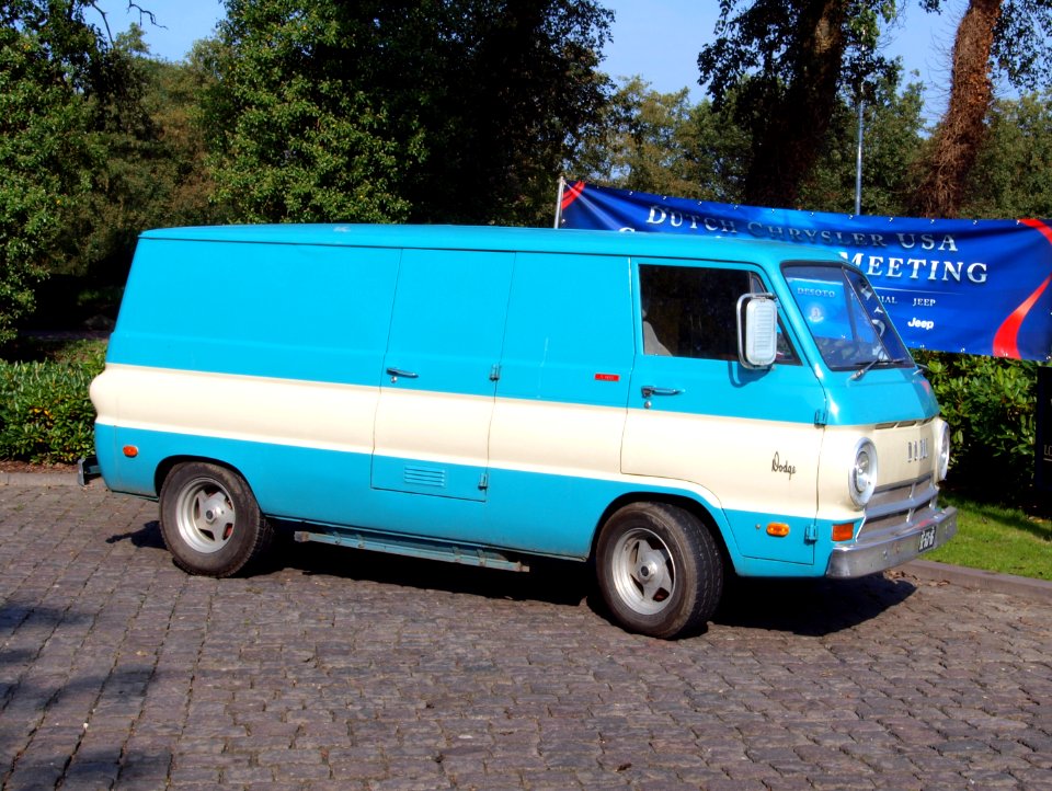 1970_Dodge_A108_photo-7