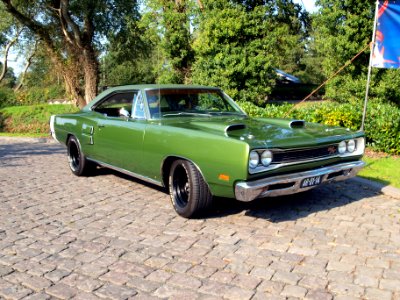 1969_Dodge_Coronet_R_slash_T_photo-10