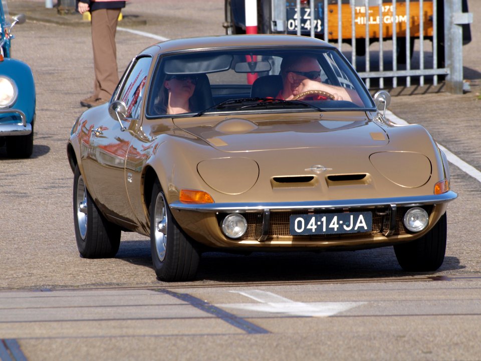 1970_Opel_GT_pic1