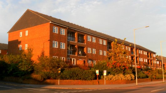 1970s_Flats_at_Portland_Road-Ingram_Crescent_junction,_Hove_(September_2012)
