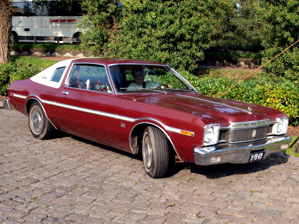 1977_Dodge_Aspen_photo-5