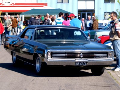 1969_Chrysler_300_pic2