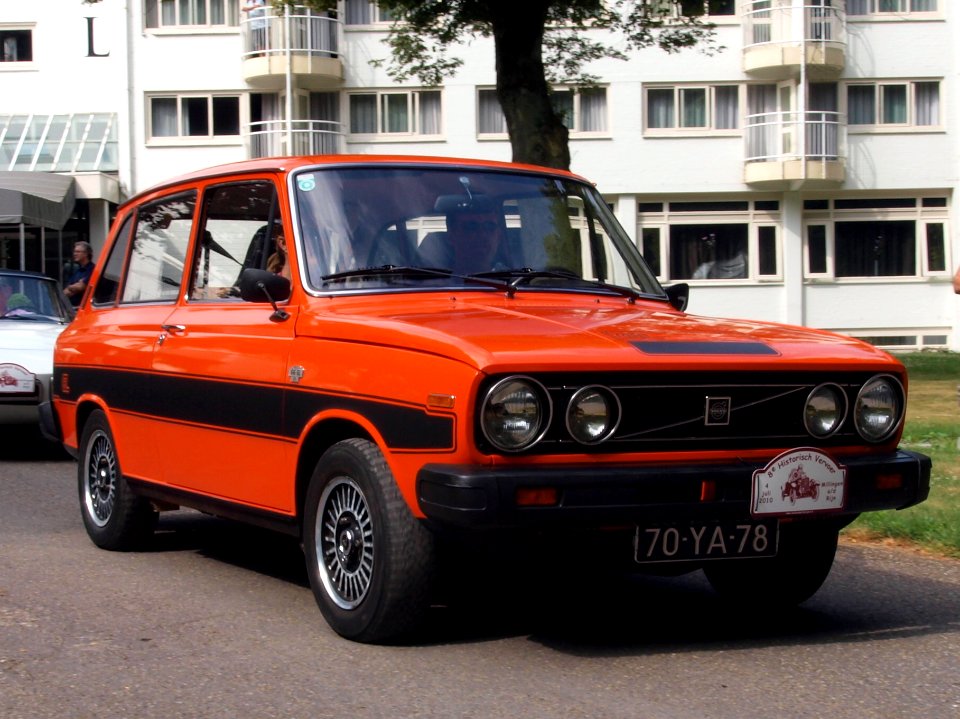 1977_Volvo_643930,_Dutch_licence_registration_70-YA-78_pic2