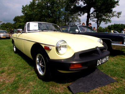 1977_MG_B_Tourer,_Dutch_licence_registration_DG-NH-70
