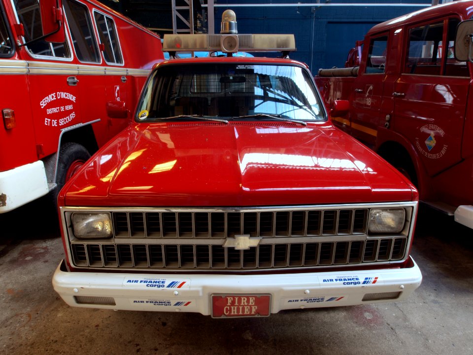 1981_Chevrolet_Suburban_pic2