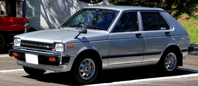 1980-1982_Toyota_Starlet_XL