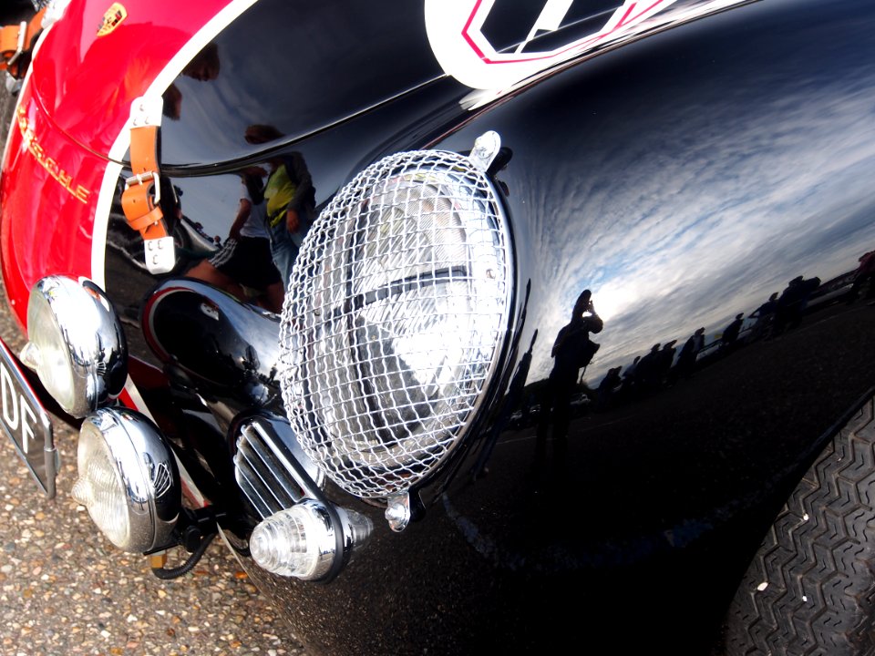 1967_Porsche_VW_113M087,_licence_72-55-DF,_pic5