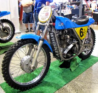 1967_Métisse_with_a_J.A.P._engine,_left_side