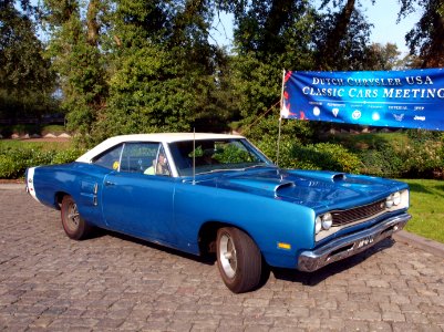 1969_Dodge_Coronet_440_photo-1