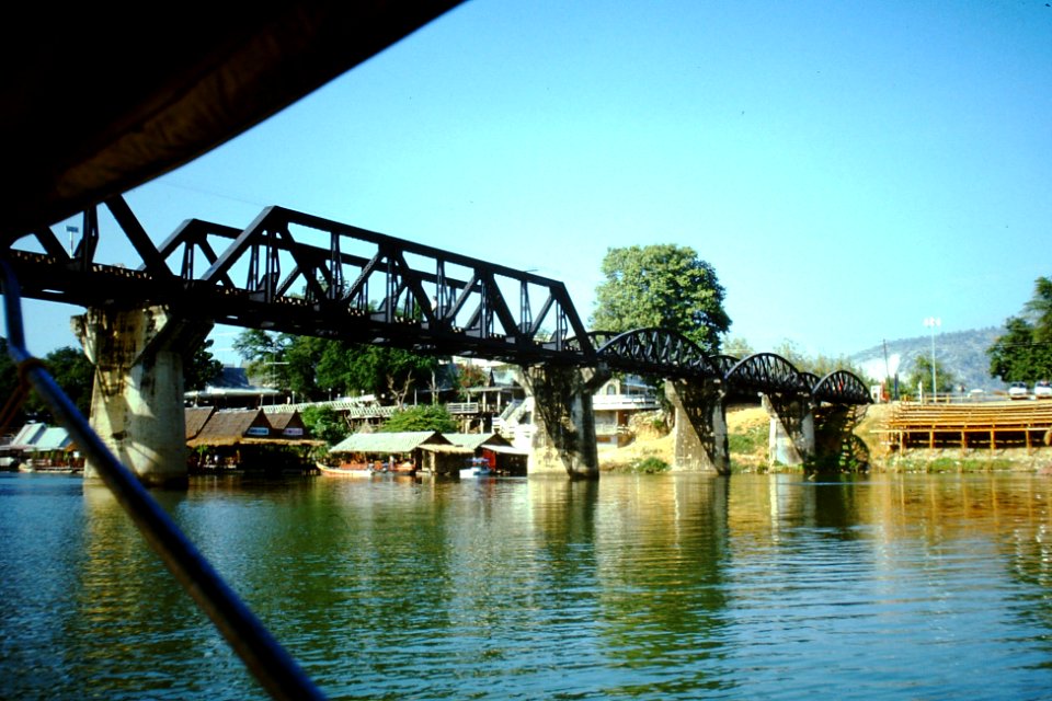 1986_River_Kwai_Bridge._View_from_boat._Spielvogel_Archiv