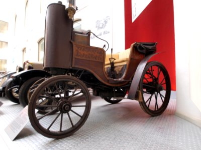 1985_Erdte_Dresdner_Velociped-Fabrik_Gustav_Adolf_Schöche,_Schöche_Dampfwagen_Nr1_pic6
