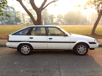 1983-1984_Toyota_Corona_(AT151)_1.8_GL_Liftback_(10-02-2018)_07