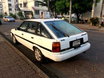 1983-1984_Toyota_Corona_(AT151)_1.8_GL_Liftback_(10-02-2018)_03