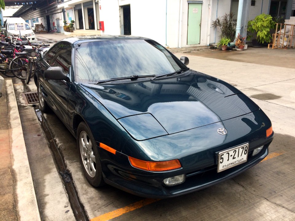 1992-1993_Toyota_MR2_(SW20)_G-Limited_Coupé_(23-02-2018)_02