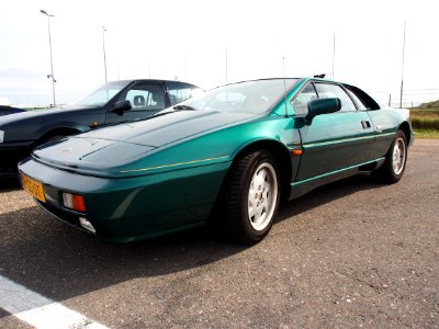 1990_LOTUS_ESPRIT_TURBO_SE_U9,_pic6