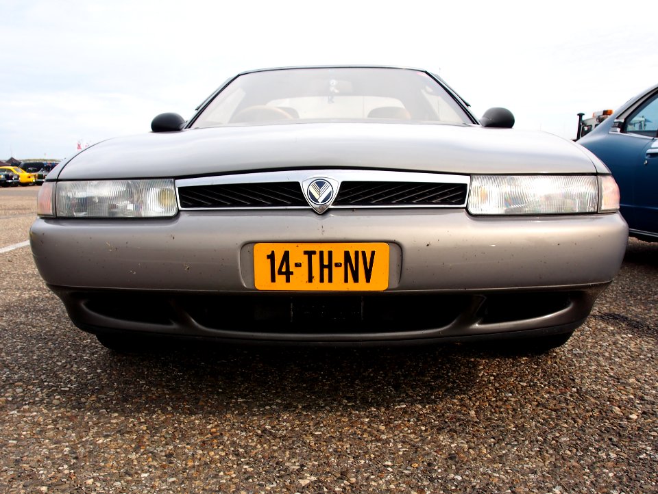1990_EUNOS_COSMO,_licence_14-TH-NV,_pic2