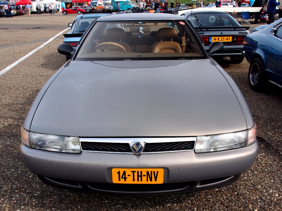 1990_EUNOS_COSMO,_licence_14-TH-NV,_pic3