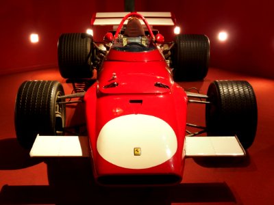 1970_Ferrari_F1_312B_driven_by_Mario_Andretti,_pic2
