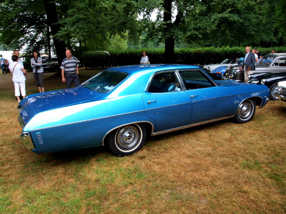 1970_Chevrolet_Impala_pic-006