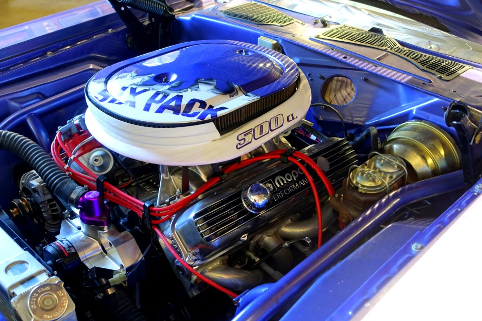 1970_Dodge_Challenger_R-T_-_Automobile_Driving_Museum_-_El_Segundo,_CA_-_DSC01712