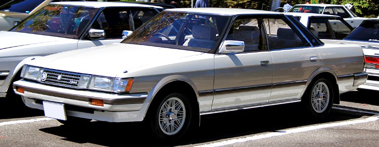 1986-1988_Toyota_Mark_II_Grande photo