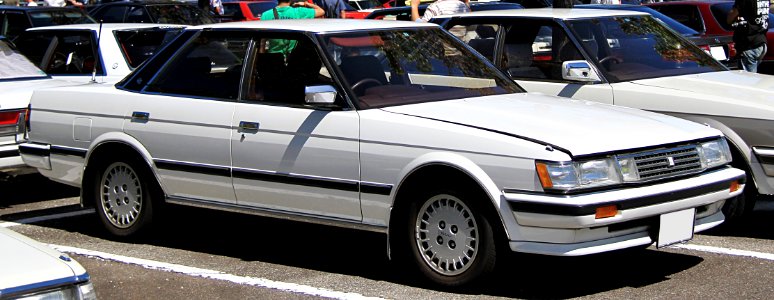 1986-1988_Toyota_Mark_II_GT_Twin_Turbo photo