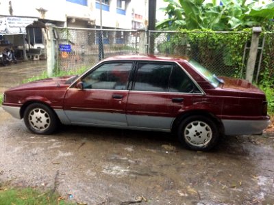 1986-1987_Holden_Camira_(JE)_SL_Sedan_(28-08-2018)_05