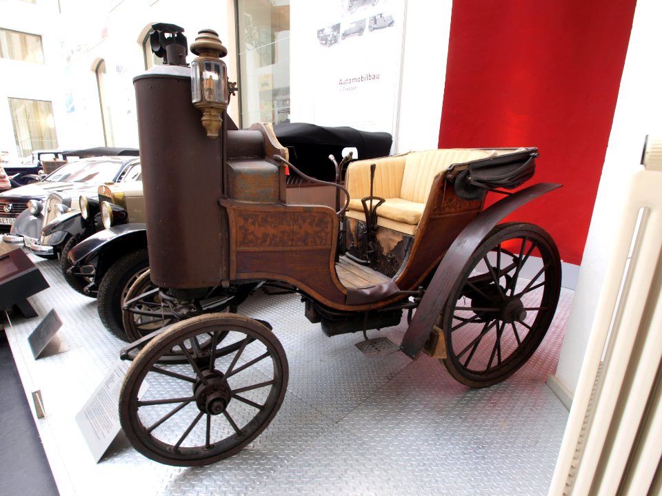 1985_Erdte_Dresdner_Velociped-Fabrik_Gustav_Adolf_Schöche,_Schöche_Dampfwagen_Nr1_pic4