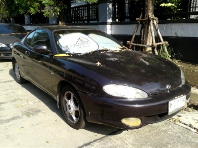 1996-1997_Hyundai_Tiburon_(RD)_FX_Coupé_(2018-11-11)_01