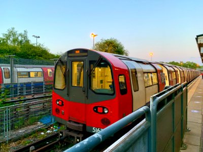 1995_stock_at_High_Barnet_Platform_3_2020 photo