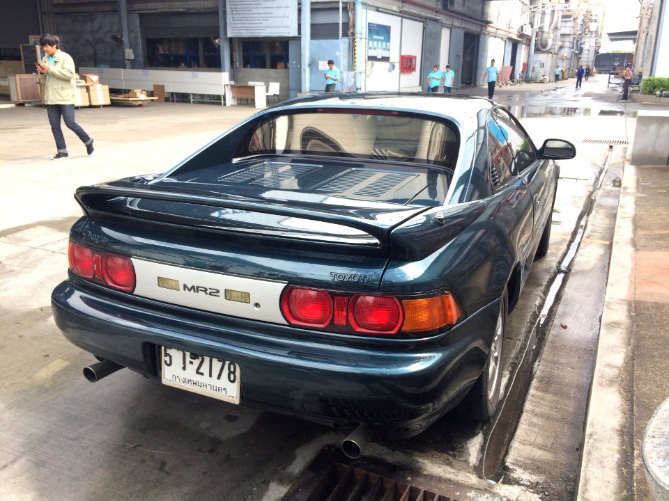 1992-1993_Toyota_MR2_(SW20)_G-Limited_Coupé_(23-02-2018)_04