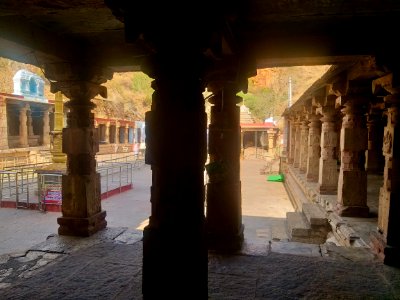 15th_century_Yaganti_Umamahesvara_temple,_Andhra_Pradesh_India_-_47