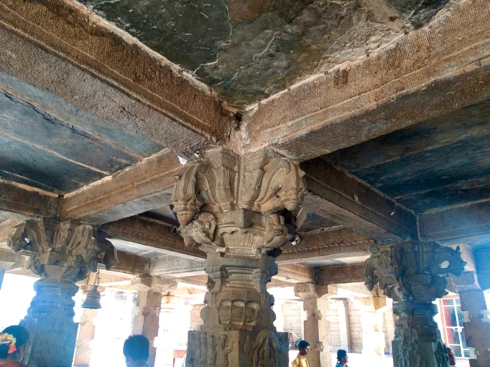 15th_century_Yaganti_Umamahesvara_temple,_Andhra_Pradesh_India_-_115