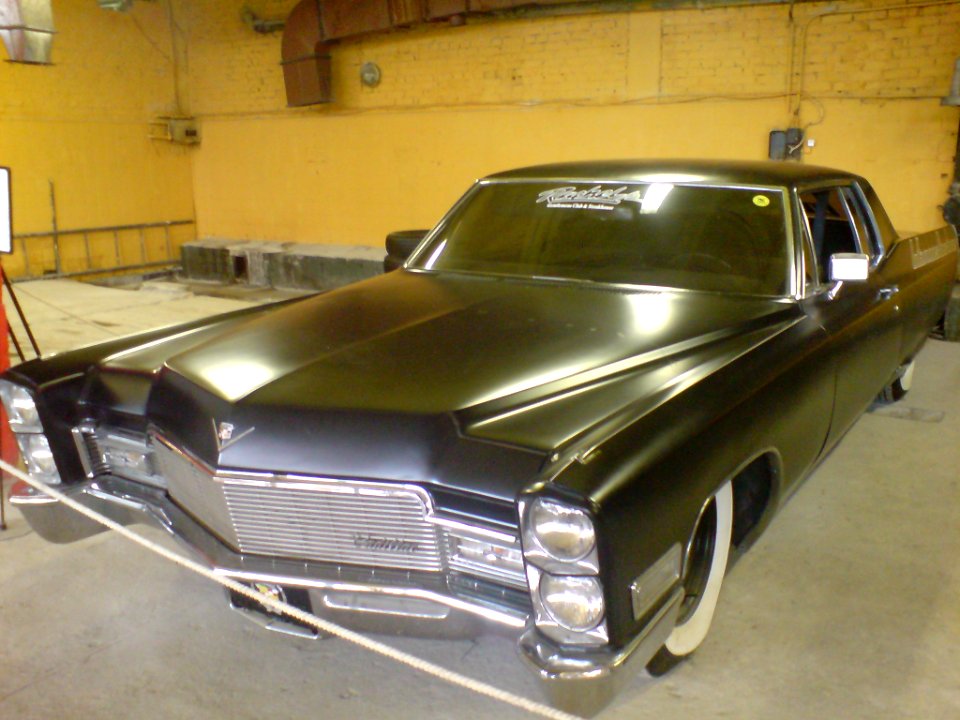 1970_Cadillac_De_Ville