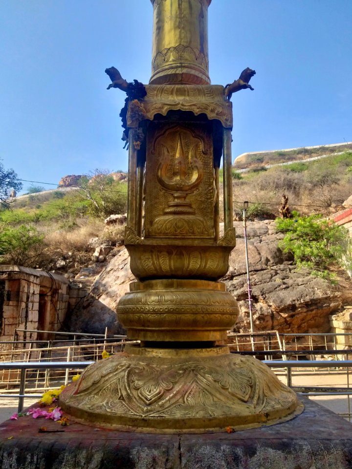 15th_century_Yaganti_Umamahesvara_temple,_Andhra_Pradesh_India_-_35