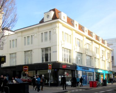 163–168_Western_Road,_Brighton_(December_2016)_(1)