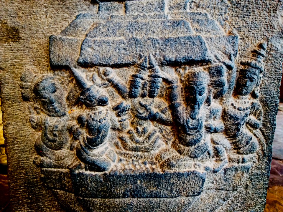 15th_century_Yaganti_Umamahesvara_temple,_Andhra_Pradesh_India_-_146