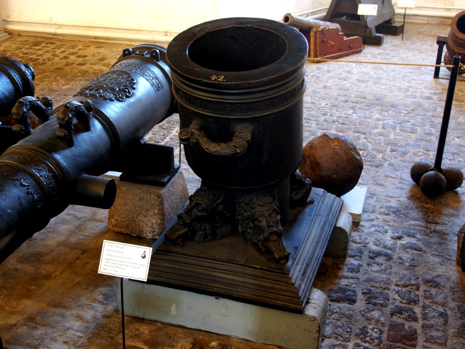 1600-1800_Danish-Norwegian_bronze_100_pounder_of_Christian_IV's_artillery