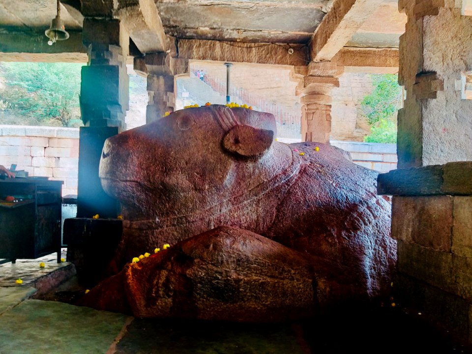 15th_century_Yaganti_Umamahesvara_temple,_Andhra_Pradesh_India_-_127